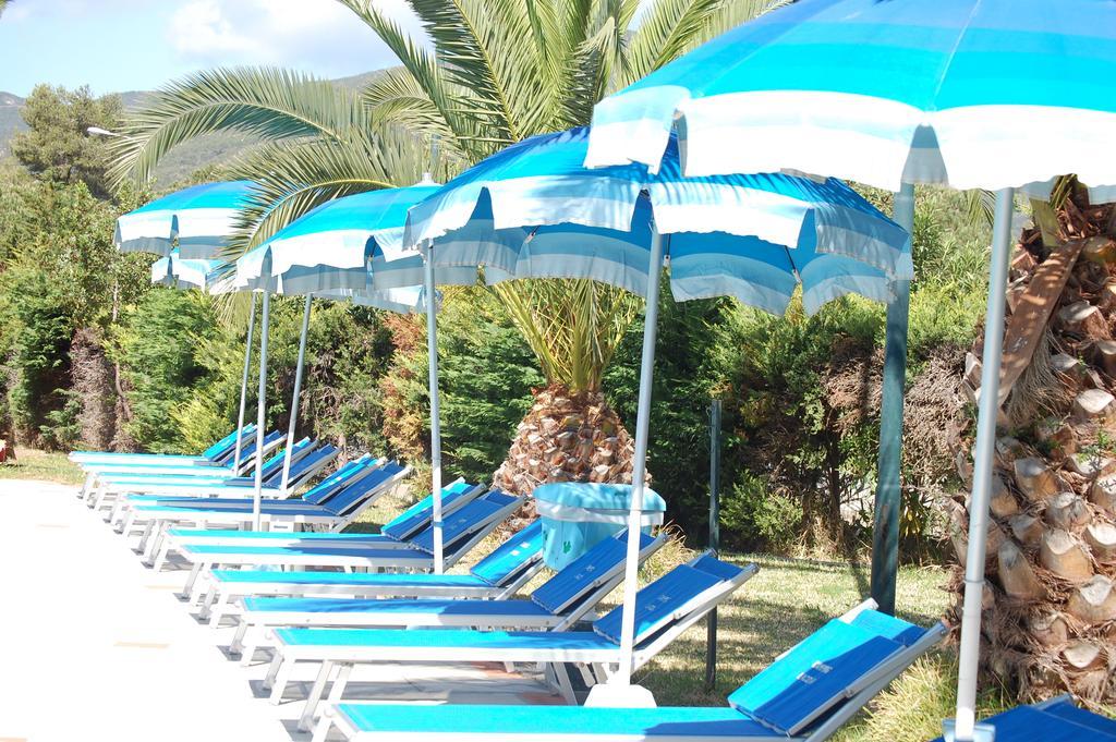 Camping Lacona Capoliveri  Zewnętrze zdjęcie